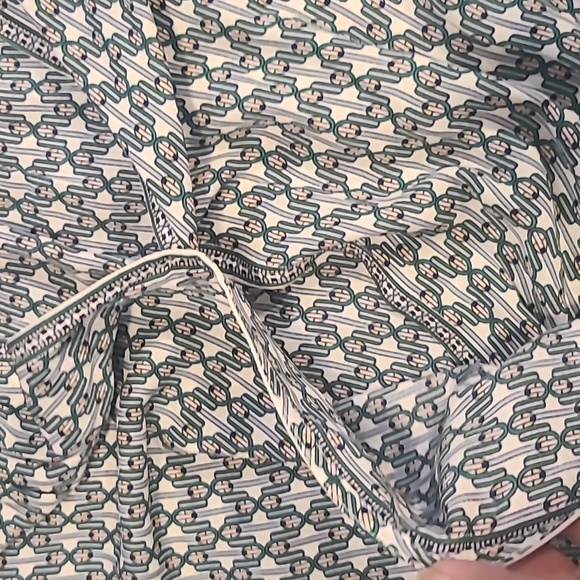 Max Studio Top - Picture 2 of 5